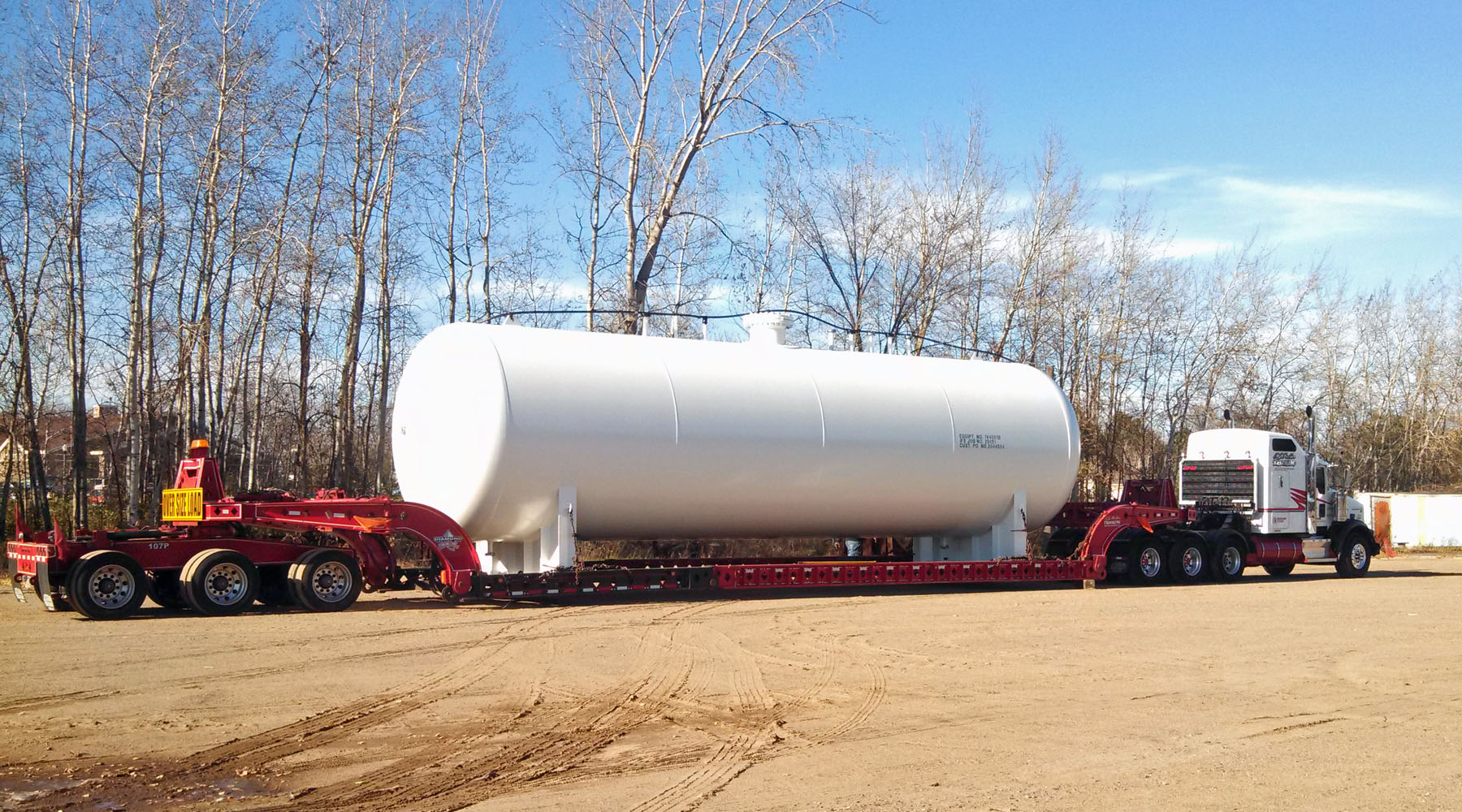Oversize storage tank transport